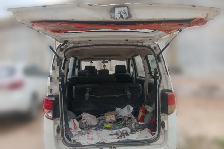 Used CHANGAN KAICHENG Ounuo S 2015 1.5L Jin Ouno Standard Model Trunk