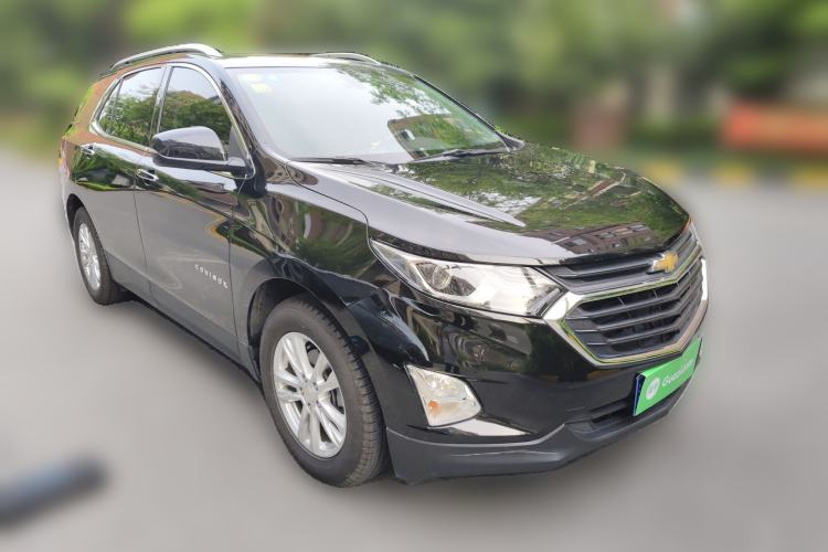 Used Chevrolet Equinox 2018 535T Automatic YuJie Edition Front Right 45 Deg
