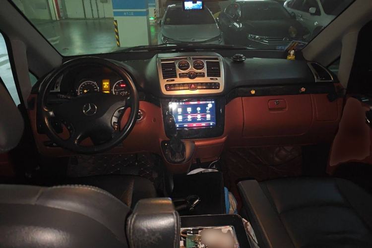 Used Mercedes-Benz Viano 2010 Viano 3.2L