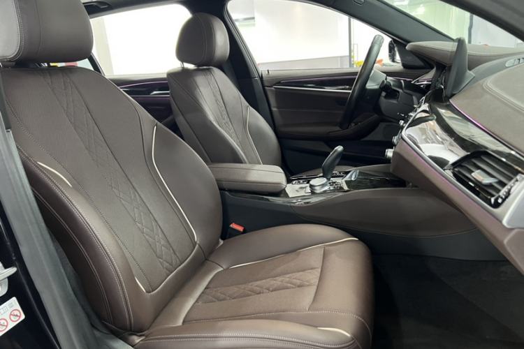 Used BMW 5 Series 2021 Facelifted 525Li M Sport Package
