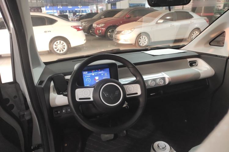 Used Wuling Air ev 2023 - Four Seats - Standard Edition