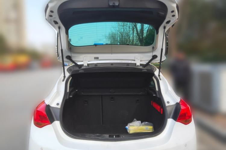 Used Buick GT 2014 XT 1.6L Automatic Fashion Edition