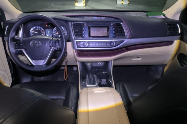 Used Toyota Highlander 2017 2.0T Four-Wheel Drive Elite Edition 7-Seater
