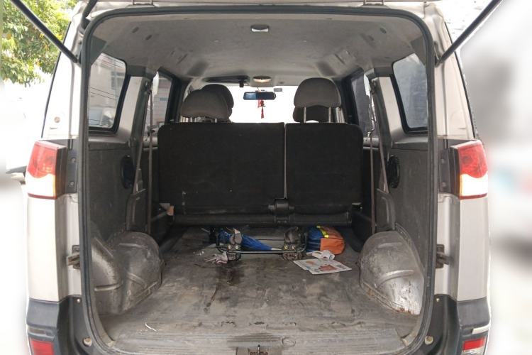 Used Dongfeng Shuaike 2011 1.6L Manual Commercial 5-Seater