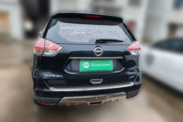 Used Nissan X-Trail 2014 2.5L CVT Leading Edition 4WD
