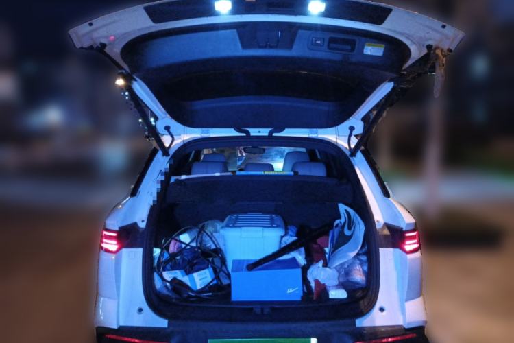 Used BYD Song Pro New Energy 2024 HONOR Edition DM-i 71KM Navigation Model Trunk