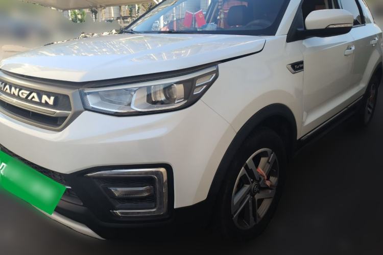 Używany CHANGAN CS55 2017 1.5T Manual Colorful Edition