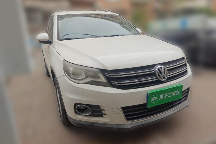 Used Volkswagen Tiguan 2012 1.8TSI Automatic All-Wheel Drive Elite Edition Front Right 45 Deg