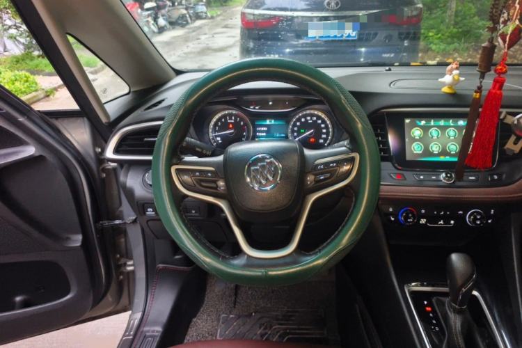 Used Buick GL6 2019 18T 6-Seater Connected Luxury Version China V Standard Steering Wheel