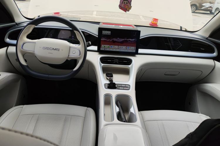 Used Geely Galaxy Geome 2025 410 km Free Version