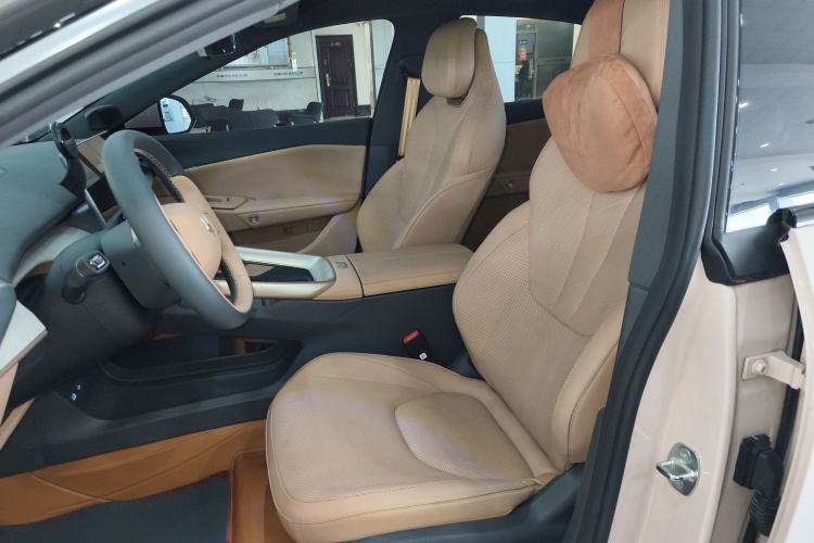 Used ARCFOX Alpha S5 2024 560MAX 185kW
