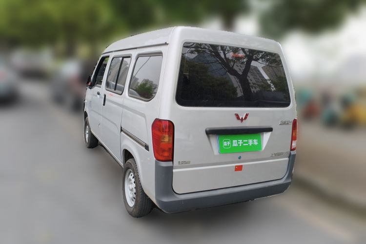 Used Wuling Zhiguang 2023 1.5L Practical Version 5/7 Seats Rear Left 45 Deg