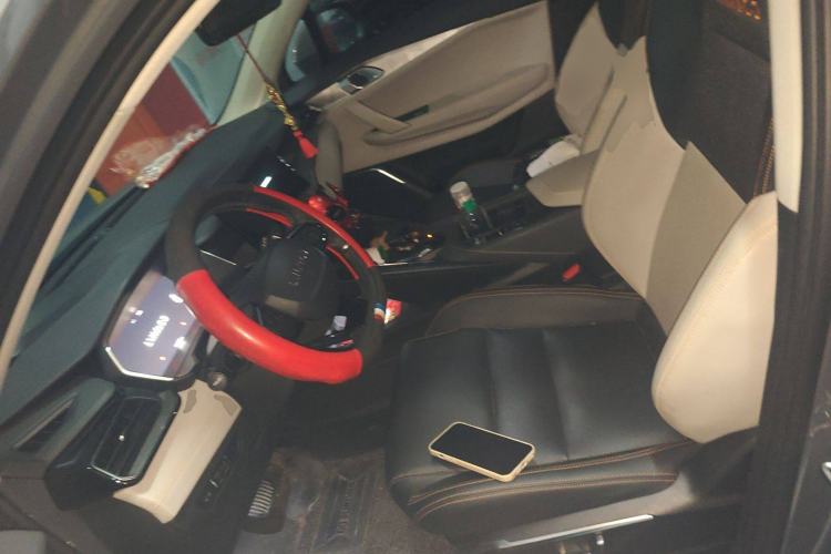 Used Lynk & Co 06 EM-P 2022 PHEV 84 km Range Pro Version
