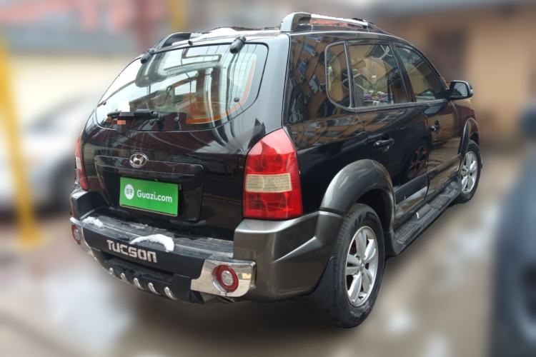 Used Hyundai Tucson 2009 2.0L Manual Two-Wheel Drive Fashion Edition
