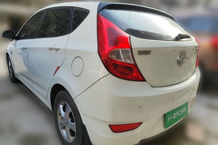 Used Hyundai Verna Ray 2014 1.4L Automatic GLX
