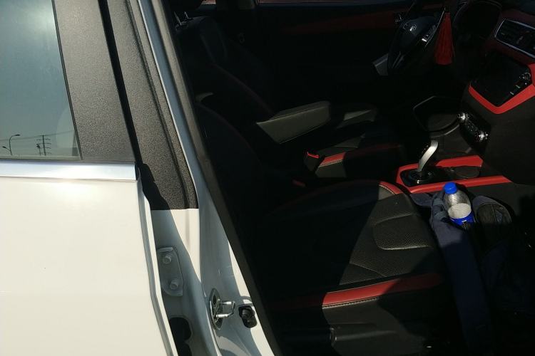 Used JAC iEV7S 2017 ZhiZun Model