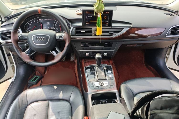 Used Audi A6L 2016 TFSI Comfort Model Center Console