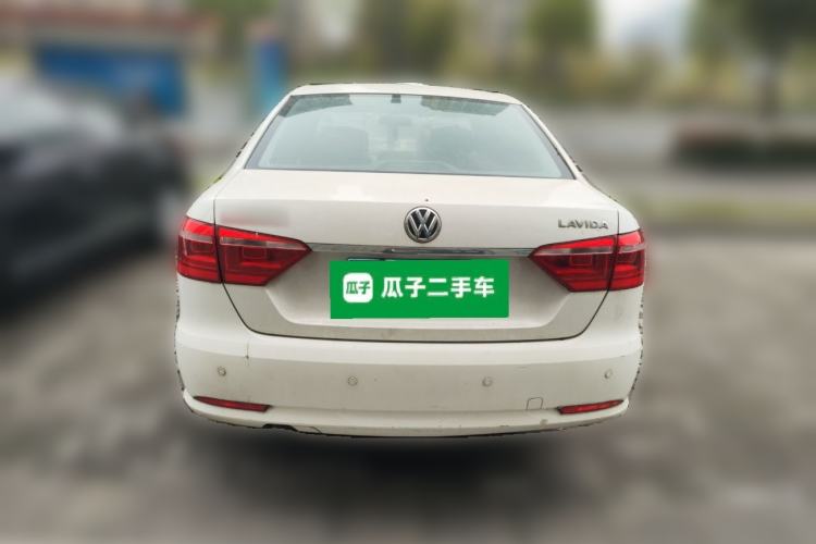 Used Volkswagen Lavida 2013 Revised Classic 1.6L Automatic Fashion Edition