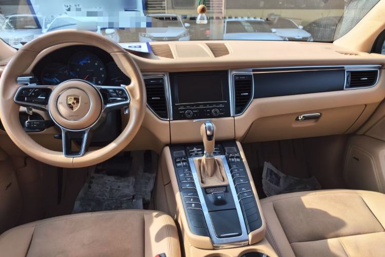 Used Porsche Macan 2016 Macan 2.0T
