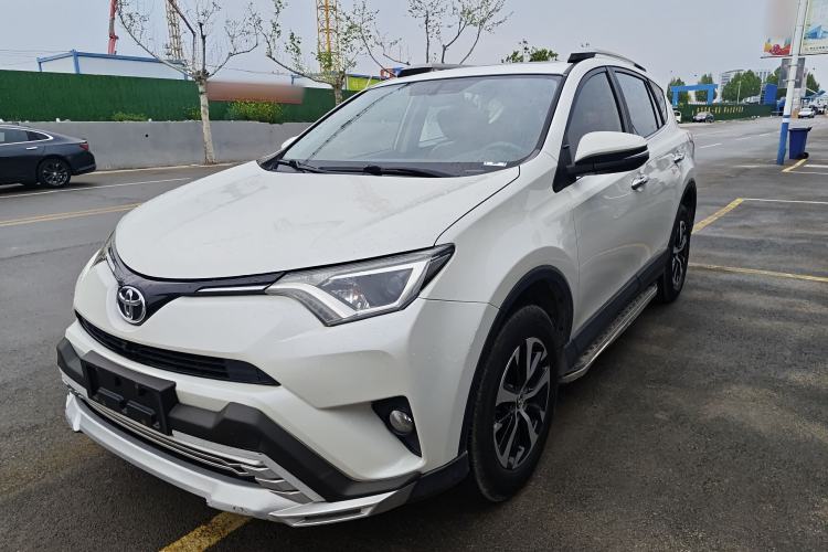 Used Toyota RAV4 2018 2.0L CVT Two-Wheel Drive Fashion X Edition