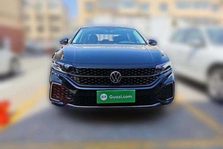 Used Volkswagen Passat 2023 330TSI Starry Elite Edition Front