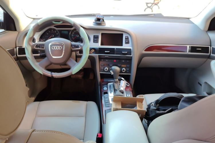 Used Audi A6L 2011 2.4L Luxury Edition
