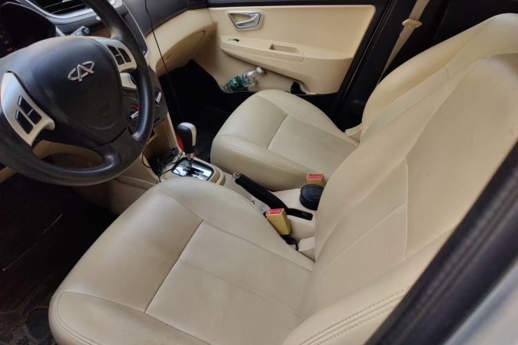 Used Chery Fengyun 2 2013 Hatchback 1.5L AMT Ruìyì Edition Left Front Seat