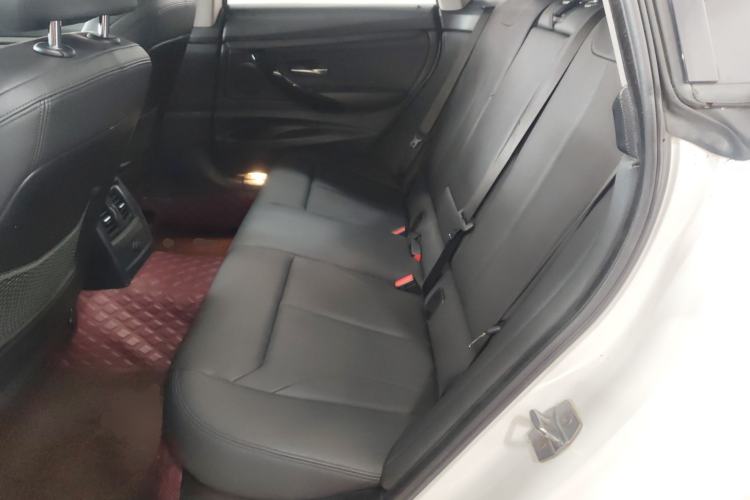 Used BMW 3 Series GT 2018 320i Sport Edition
