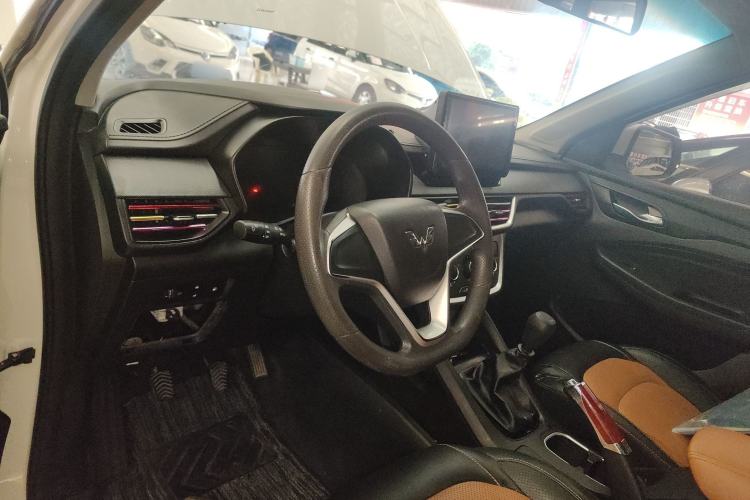 Used Wuling Hongguang S3 2018 1.5L Manual Comfort Model China V Standard