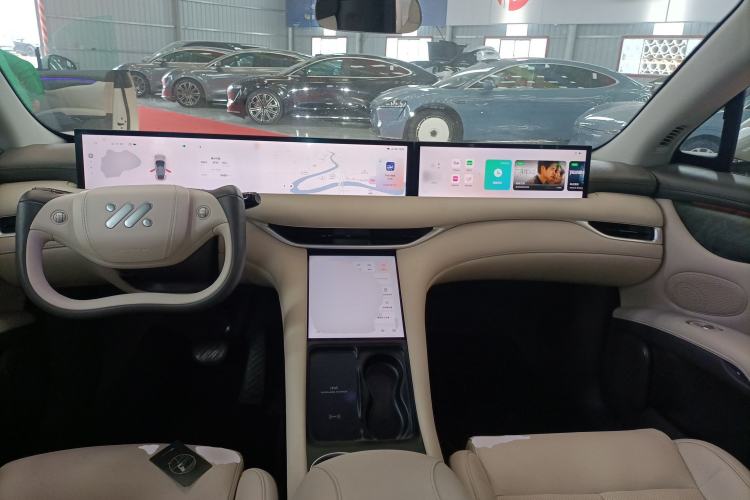 Used IM LS6 2023 Max Standard Edition
