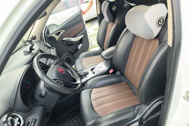 Used BYD Song 2017 Gaishi Upgrade Edition 1.5TID Automatic Luxury Model Left Front Seat