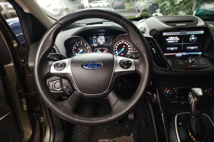 Used Ford Kuga 2013 2.0L GTDi Four-Wheel Drive Premium Model Steering Wheel