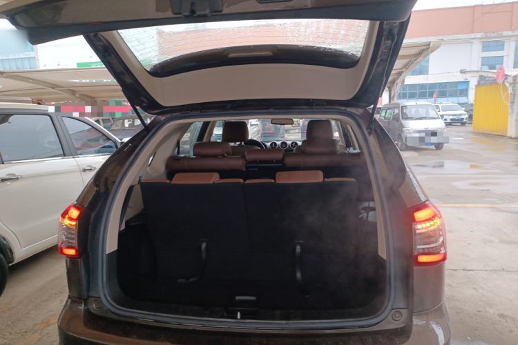 Used BYD S7 2017 2.0T Automatic Luxury Model Trunk