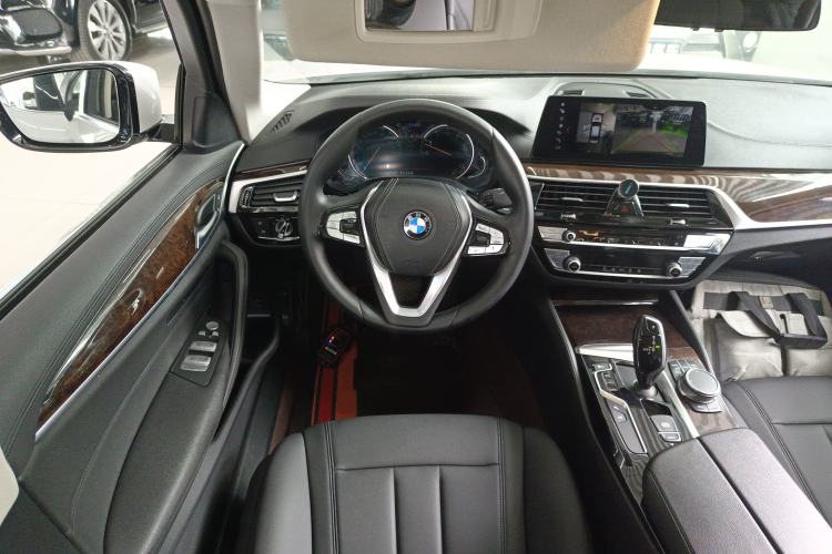 Used BMW 5 Series 2018 525Li Luxury Package