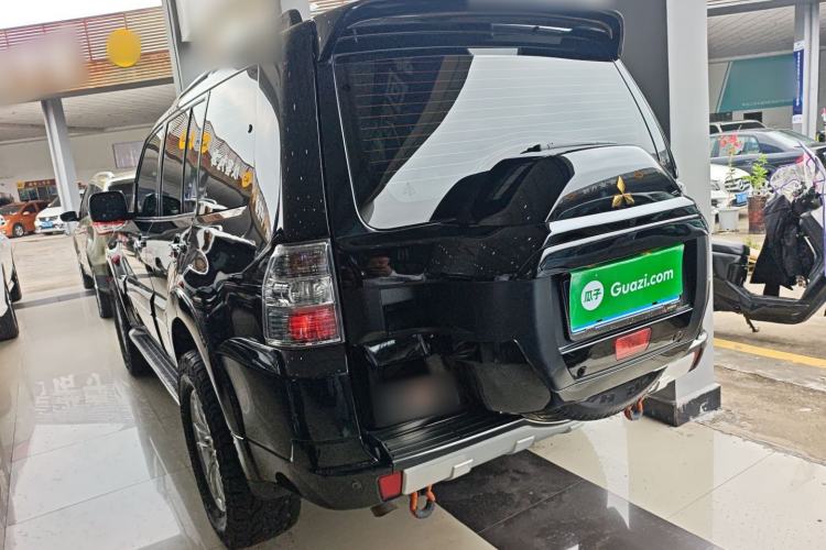 Used Mitsubishi Pajero (Parallel Import) 2019 V97 3.8L 5-Door GLS Middle East Edition