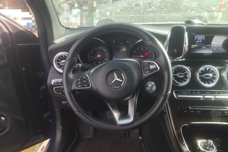 Used Mercedes-Benz GLC 2016 GLC 260 4MATIC Luxury Model