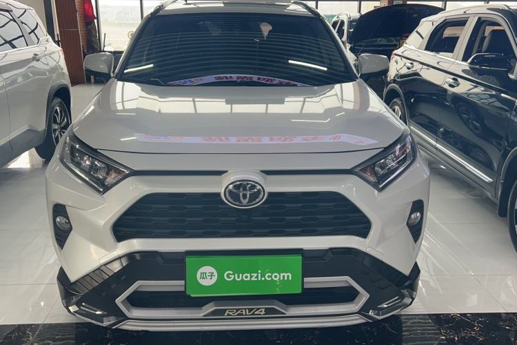 Used Toyota RAV4 2020 2.0L CVT Two-Wheel Drive Fashion PLUS Edition
