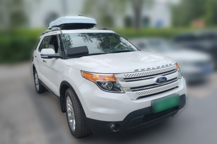 Used Ford Explorer 2013 3.5L Deluxe Model Front Right 45 Deg
