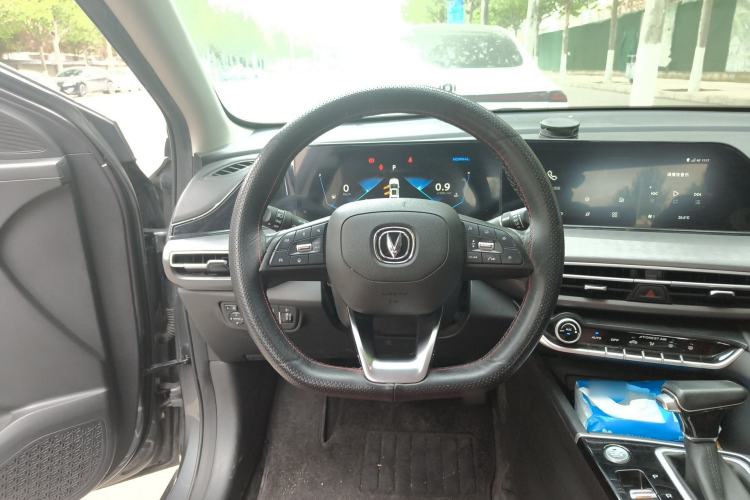 Used CHANGAN Eado 2021 PLUS Blue Whale NE 1.4T GDI DCT Flagship Model Steering Wheel