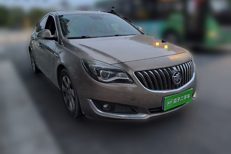 Used Buick Regal 2014 2.0L Elite Fashion Edition Front Right 45 Deg