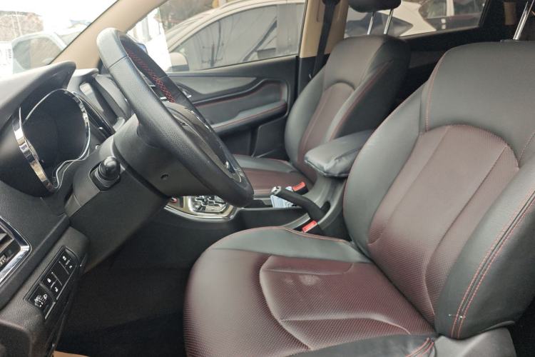 Used Baojun 560 2016 1.8L iAMT Luxury Model