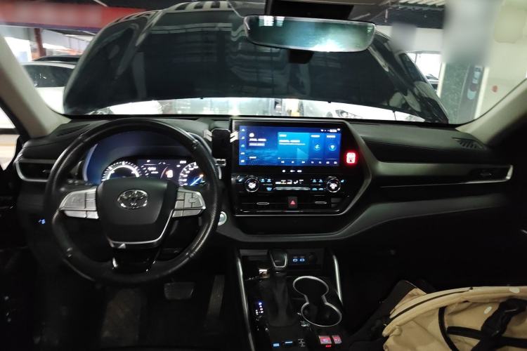 Used Toyota Highlander 2022 Dual-Engine 2.5L Four-Wheel Drive Prestige Version 7 Seats Center Console