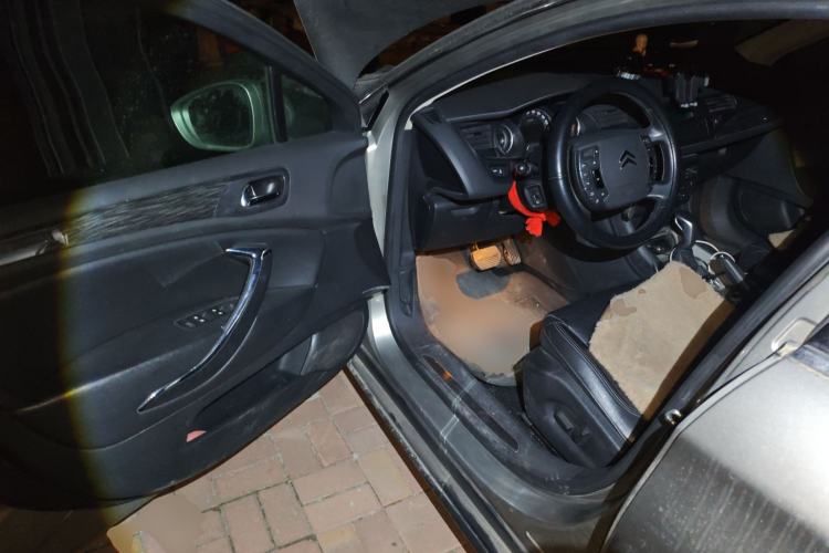 Used Citroen C5 2011 2.3L Automatic Zunyu Version
