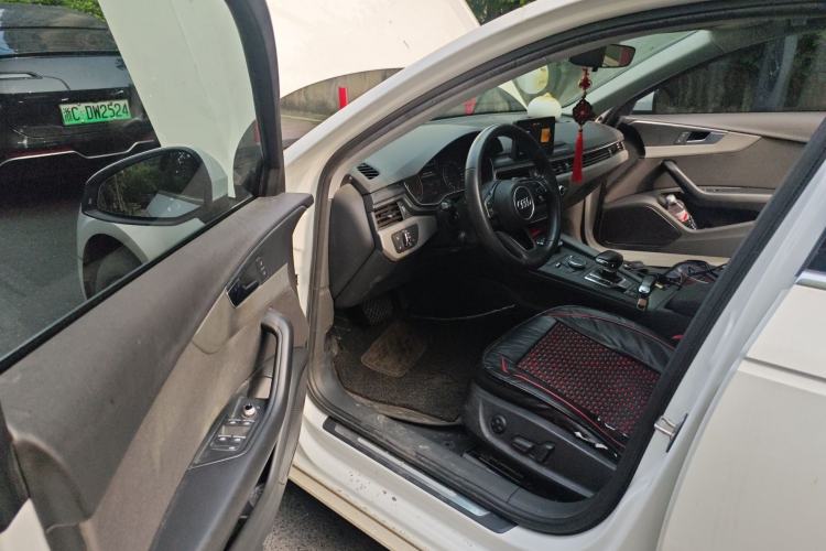Used Audi A4L 2017 Plus 40 TFSI Ambition Model
