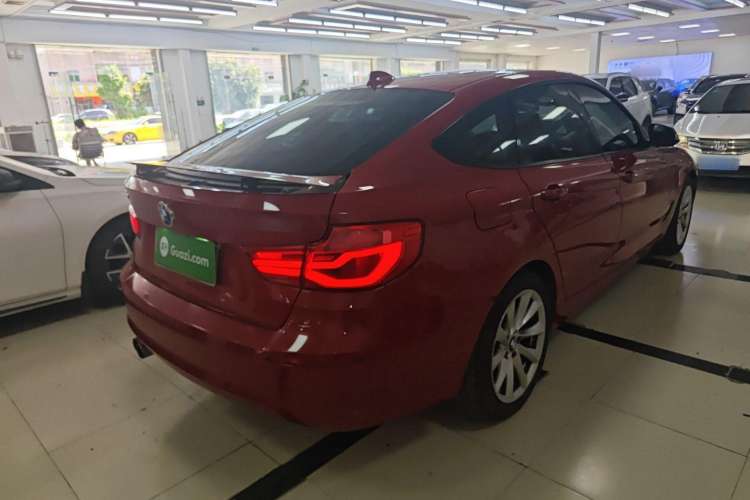 Used BMW 3 Series GT 2018 320i Sport Edition
