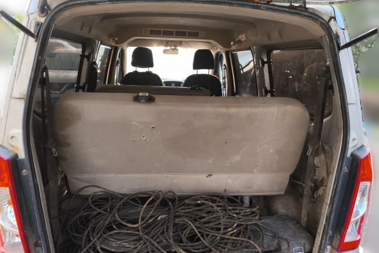 Used Wuling Rongguang 2014 1.2L S Standard Model
