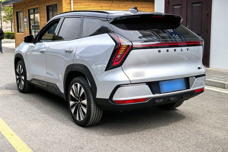 Used Geely Auto FX11 2025 4th Generation 1.5TD DCT Jinxiu
