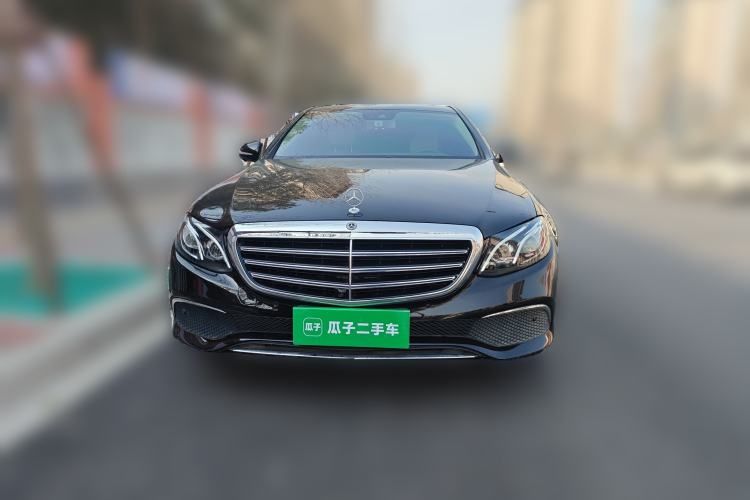 Used Mercedes-Benz E-Class 2016 E 300 L Sporty and Stylish Model