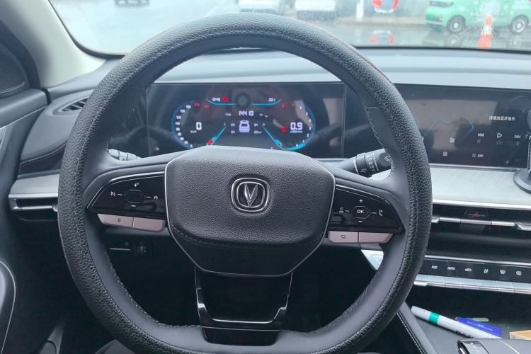 Used CHANGAN Eado 2022 PLUS Blue Whale NE 1.4T GDI DCT Prestige Edition Steering Wheel