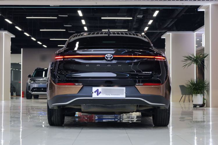 Used Toyota Crown 2023 2.4T SportCross HEV Four-Wheel Drive Ultimate Edition
